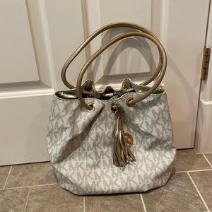 Micheal Kors bag
